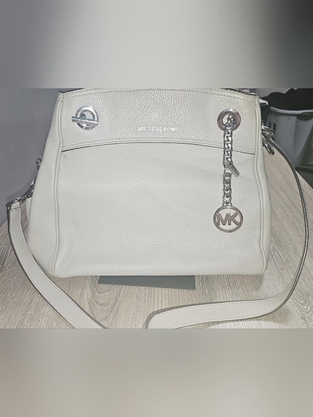 Authentic Michael Kors Jet Set Legacy Shoulder Bag Gray/Silver